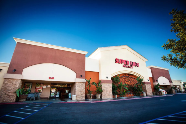 Outside picture of Super King Markets.